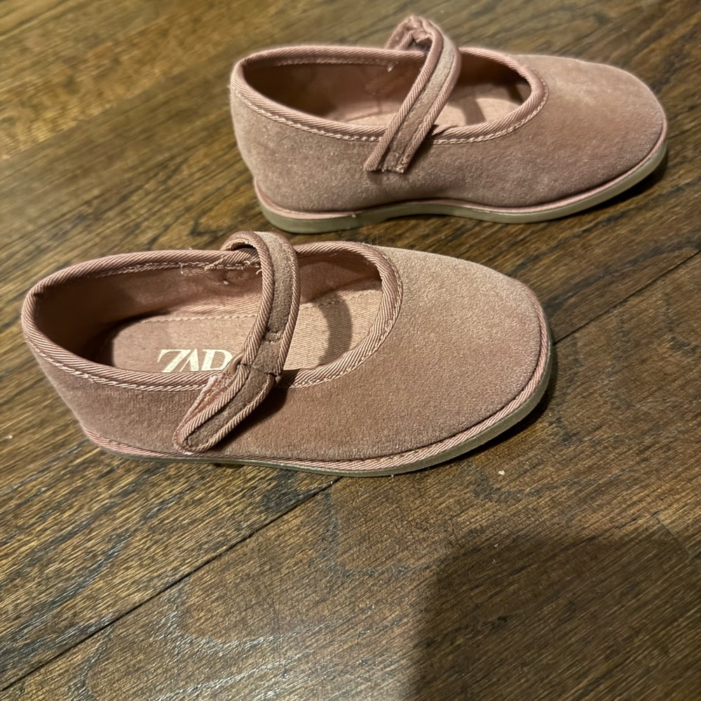 Zara Kids Mary Janes- Size 5.5